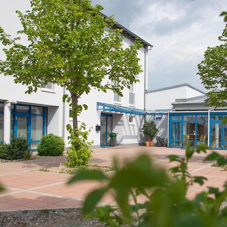 Miratel Hotel Mitterteich Buitenkant foto