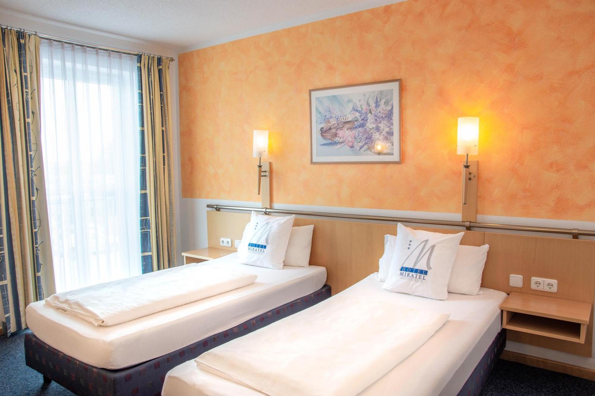 Miratel Hotel Mitterteich Buitenkant foto