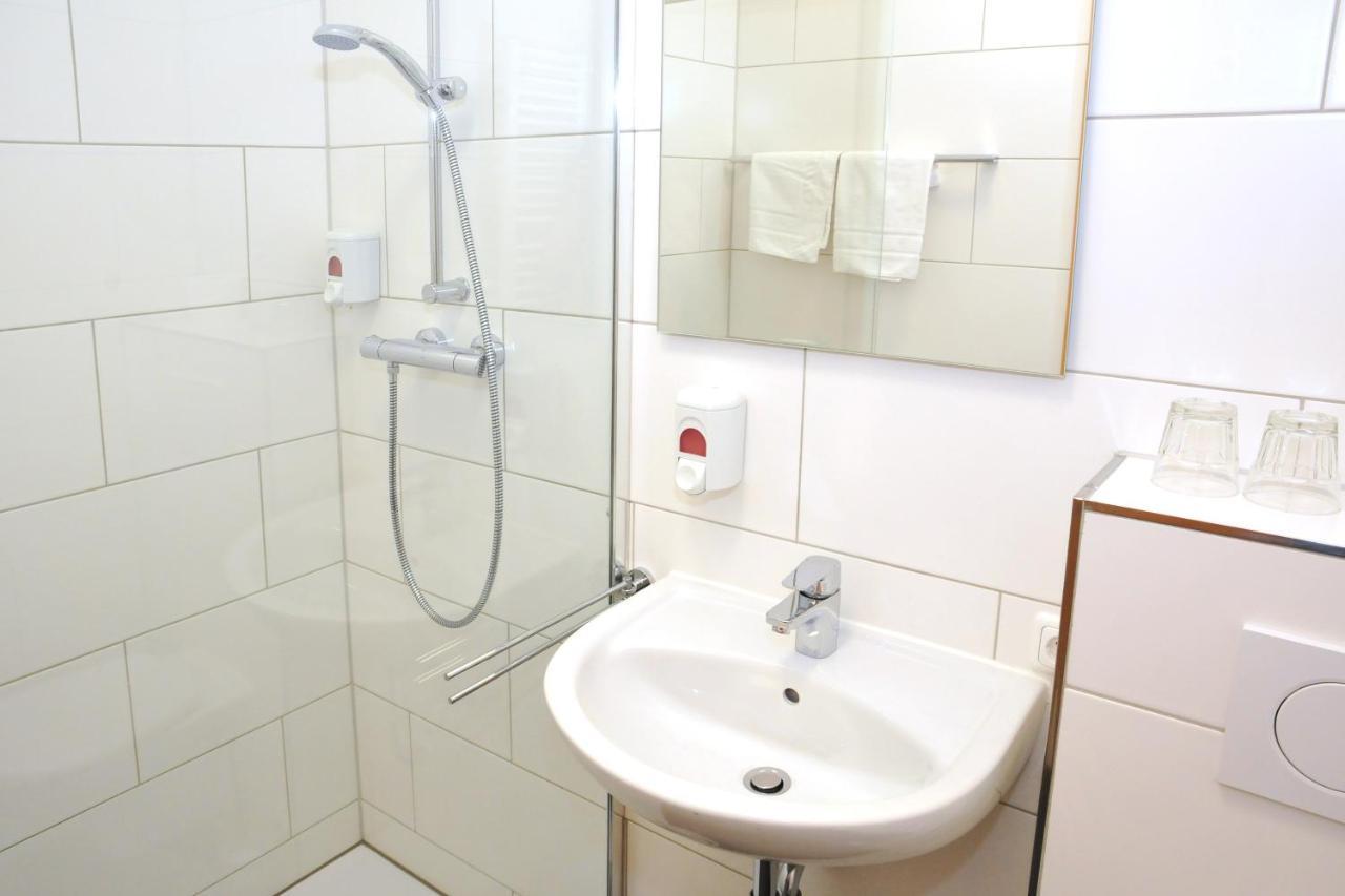 Miratel Hotel Mitterteich Buitenkant foto